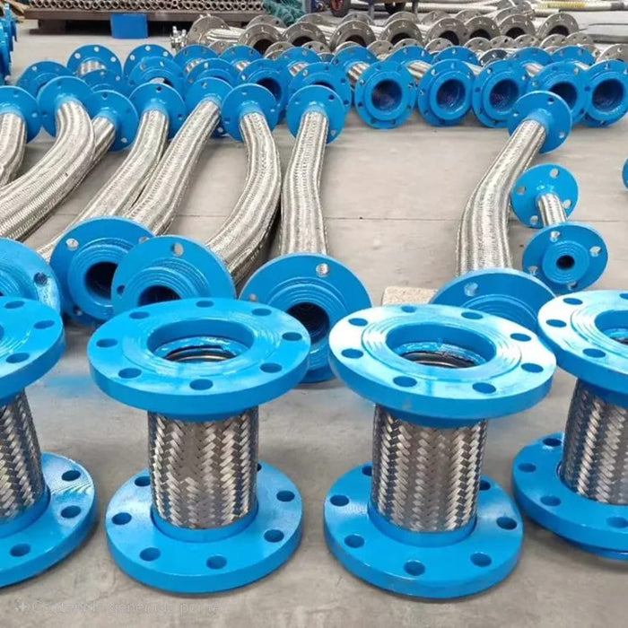 Manguera Metálica Flexible De 1-1/2 X 10 PuLG Con Niple Azul
